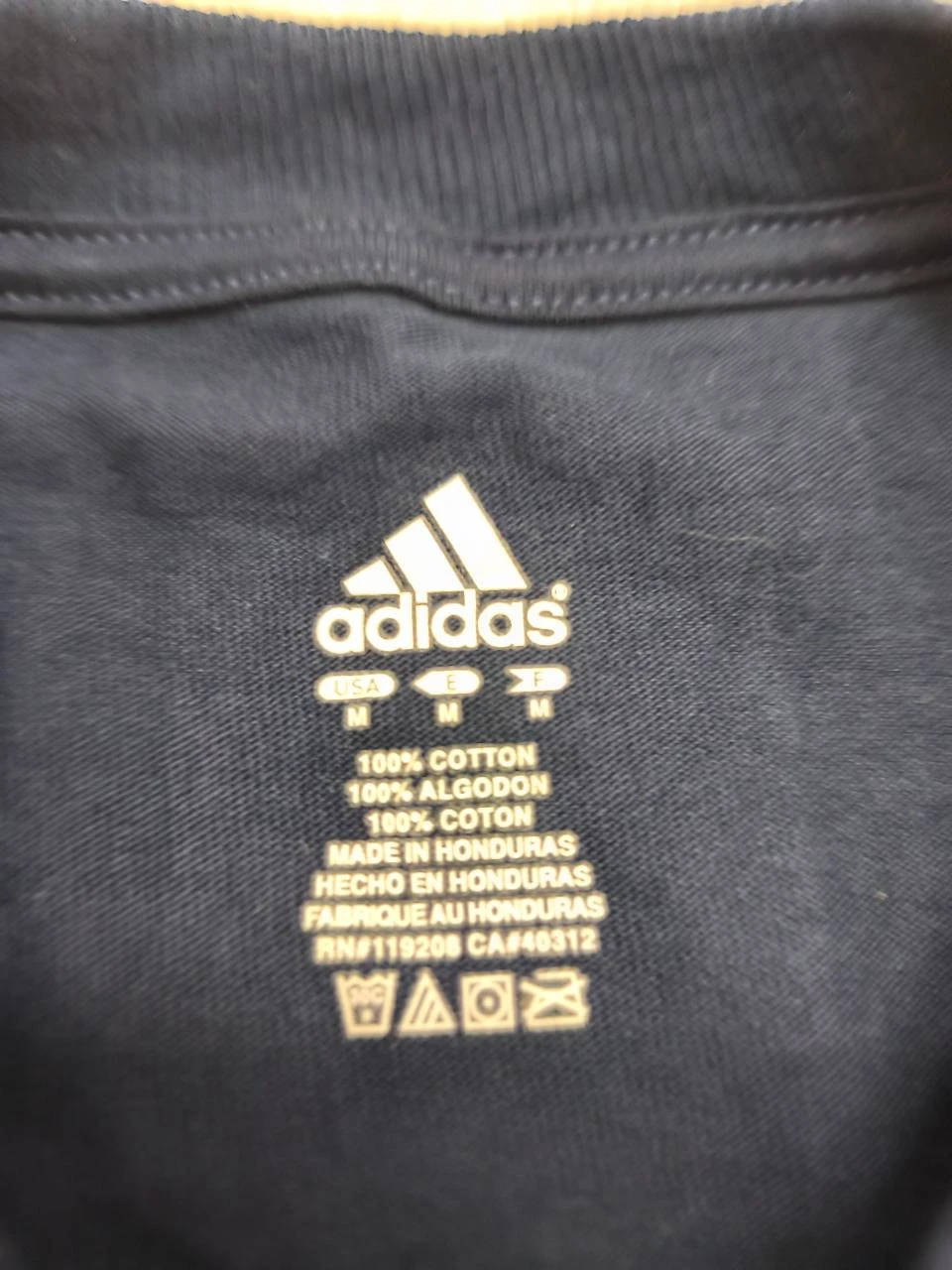 T-Shirt Manche Longue Adidas Taille M – photo 2